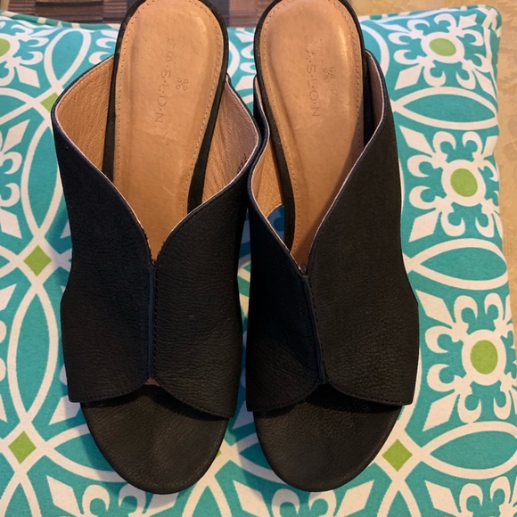 Wedges sandals - Picture 2 of 6